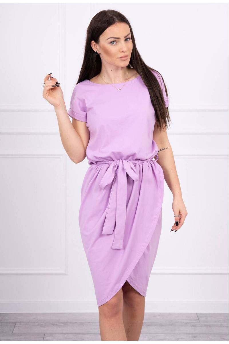 Violetinė suknelė su diržu