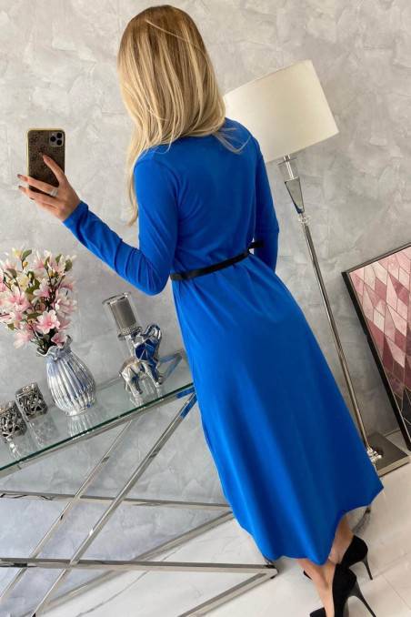 Mėlyna stilinga suknelė