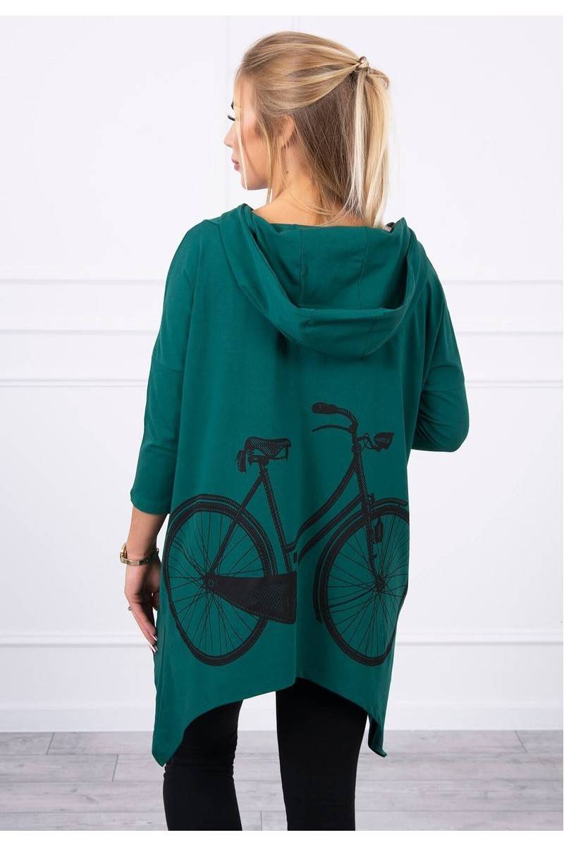 Žalias džemperis su dviračio aplikacija nugaroje