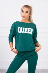 Žalias dviejų dalių komplektas su užrašu "Queen"