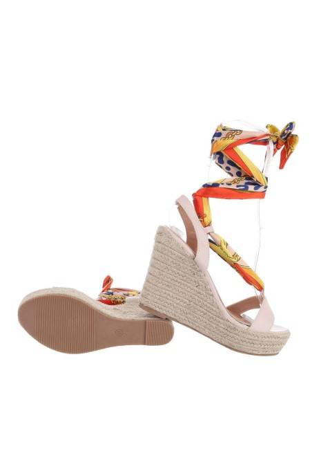 Platforminiai sandalai moterims smėlio spalvos