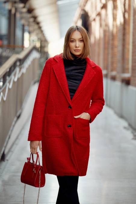 Laisvalaikio moteriškas raudonas paltas