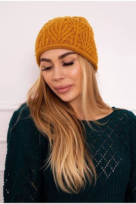 Medaus spalvos moteriška kepurė K245