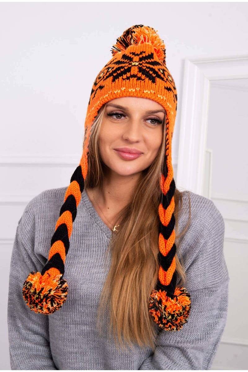 Oranžinė moteriška kepurė su pynėmis K272