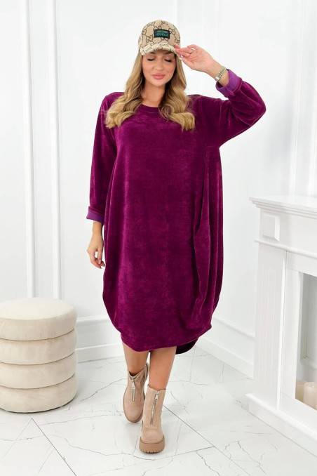Velvetinė suknelė su kišenėmis tamsiai violetinės spalvos KES-25857-6533