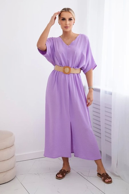 Platėjanti suknelė su diržu šviesiai violetinė KES-29041-6899